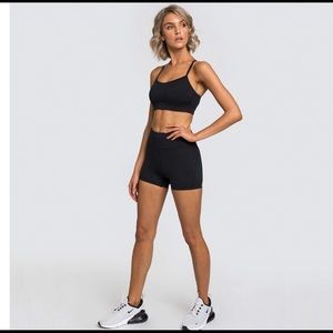 Black Seamless Gym/ Yoga Shorts Set